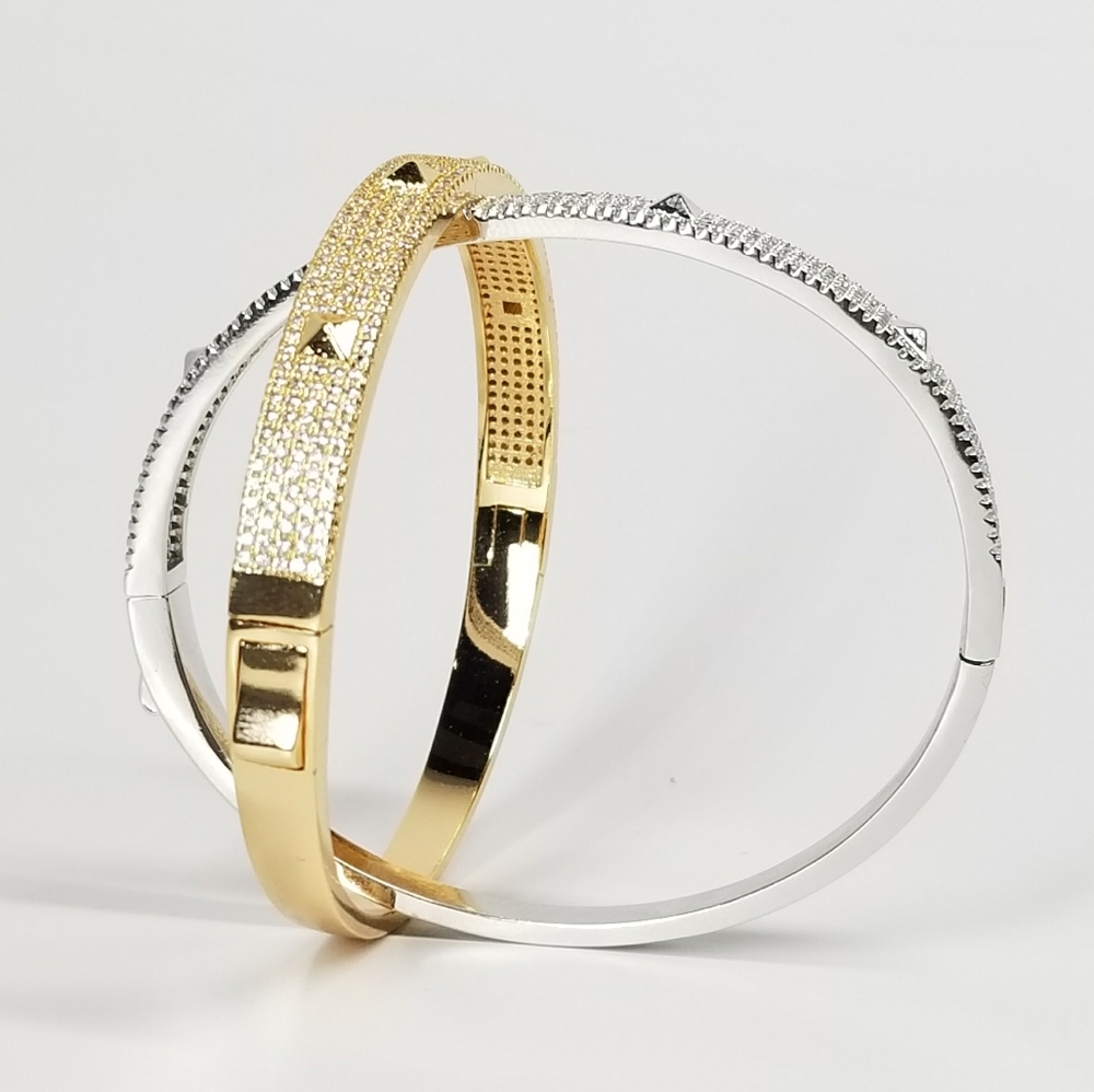 NEW Studs Micro Pave Diamond CZ Bracelet - Picture 2 of 8
